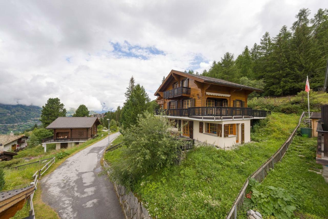 Apartment Schinkenheim "Bei Fuchs & Hase" Grächen Exterior photo